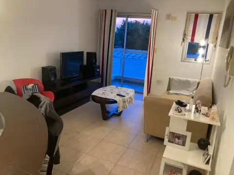 DEPTO. 3 AMB. CON COCHERA EN HAEDO