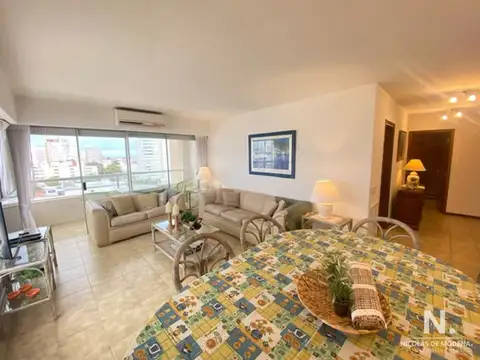 Departamento en Venta de 4 ambientes