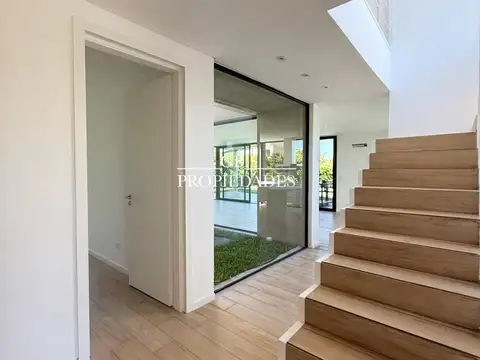 Venta de Casa 6 AMBIENTES en Ayres Plaza, Pilar