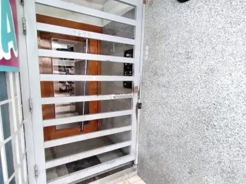 VENTA Monoambiente # Santiago 1644 Planta Baja - Dpto. 09