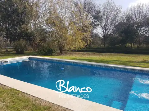 Casa en Alquiler Temporal con 2 cocheras