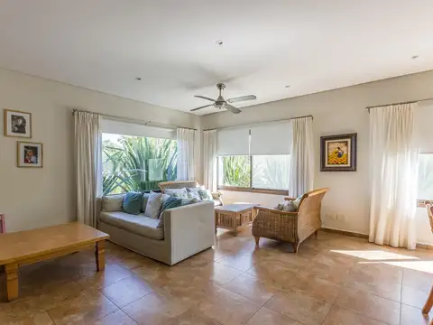 Casa en Venta al Noroeste