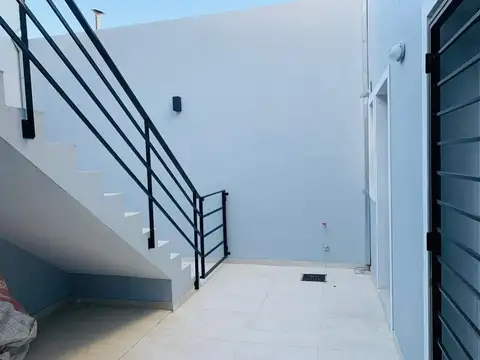ALQUILER PH MONO PATIO INCL EXPENSAS  S.MARTIN
