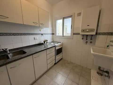 Departamento en Alquiler en Villa Ballester, $ 680.000