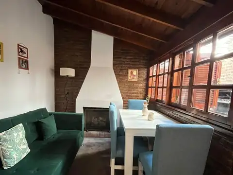 Depto Tipo Casa en Venta 26 años