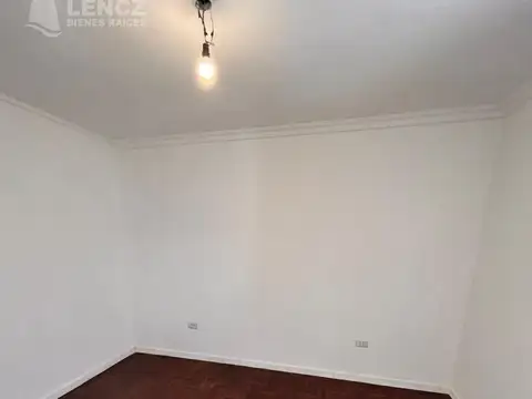 Depto Tipo Casa en Alquiler de 1 dormitorio