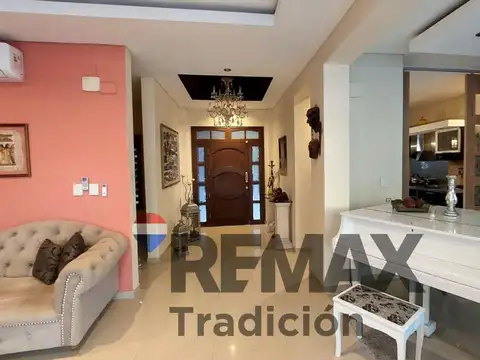 Venta Casa  Premium 4 Dormitorios. Resistencia