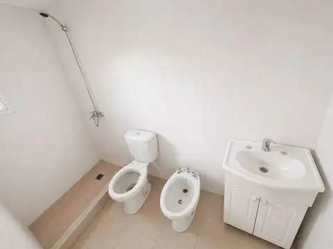 Depto Tipo Casa en Alquiler de 2 ambientes