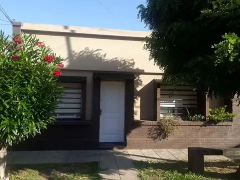 Casa  en Venta ubicado en Quilmes,  G.B.A. Zona Sur - SVN0811_LP584599_1