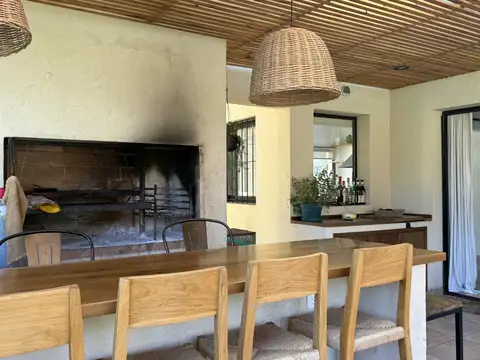 Casa en Venta en La Esperanza C. De Campo, USD 595.000