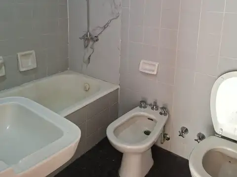 ALQUILER  1 AMBIENTE - RECOLETA.-