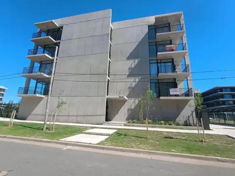 Alquiler loft amoblado con cochera en Tierra Nueva-Condo Loft
