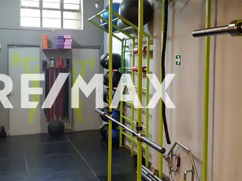 Casa 15 ambientes con 3 baños