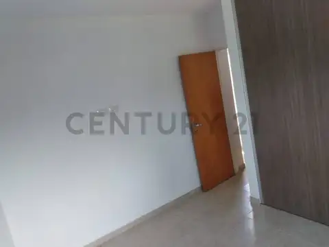 VENTA - CASA 2 DORMITORIOS - FUNES