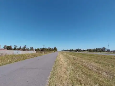 9P6M+GM6 Olivera, Provincia de Buenos Aires, Argentina