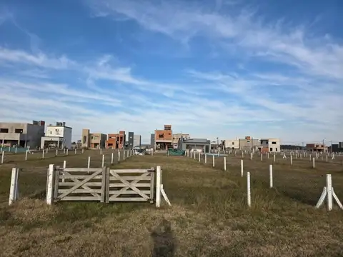 Lote en venta Estancias de Domselaar 10 x38 oportunidad 