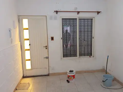 Depto Tipo Casa en Alquiler de 2 ambientes
