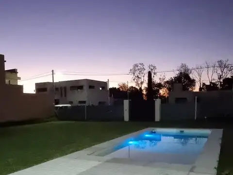 Quinta en Venta en Villa Parque Sicardi, Partido de La Plata