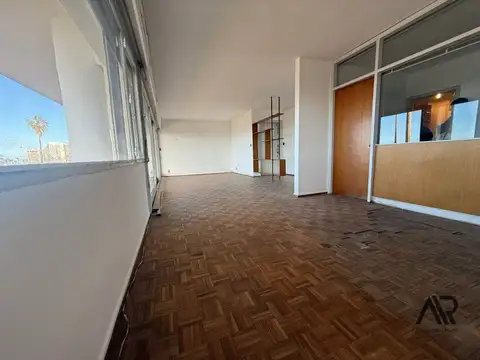 Departamento 6 ambientes con 3 baños