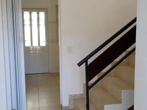 Casa en Alquiler en Lanusse, $ 1.000.000