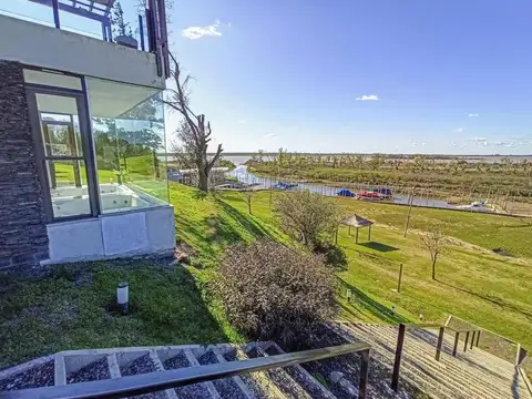 Casa en Venta en Pueblo Esther, Rosario