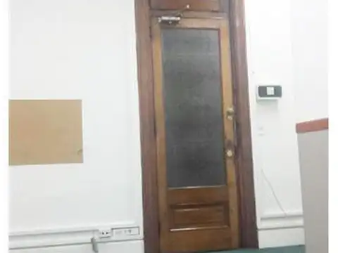 Oficina en Alquiler 100 años