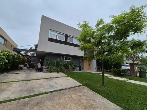 Casa en Venta de 4 dormitorios