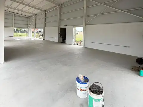 Venta Local comercial en esquina. Don Mateo - Funes- Ideal para inversión.