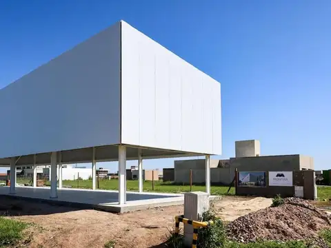 Venta Local comercial en esquina. Don Mateo - Funes- Ideal para inversión.