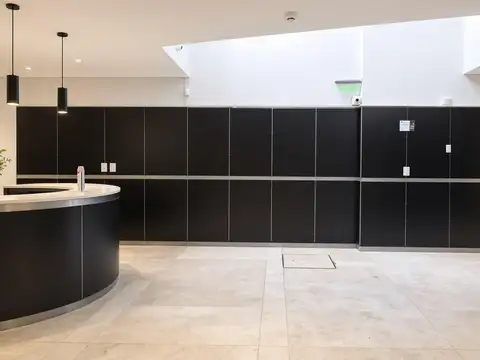 Oficina 5 ambientes con 1 baño