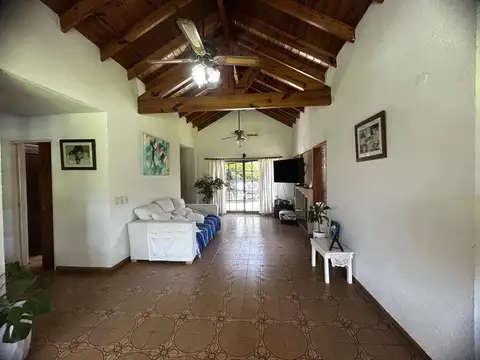 Casa en alquiler en Golfer,s Country Club, Pilar, GBA Norte - 6 ambientes