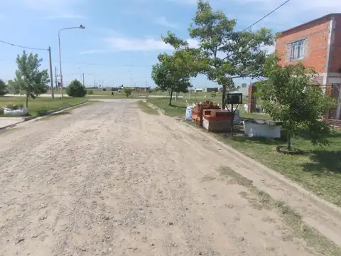 Calle Manuel Galvez  al 1000