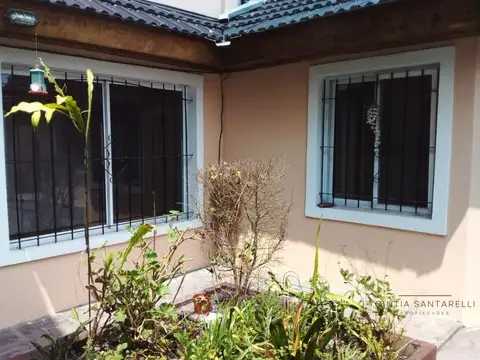 Casa 6 ambientes con 4 baños