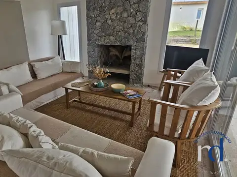 Casa en Venta en Barrio Senderos 4, USD 380.000