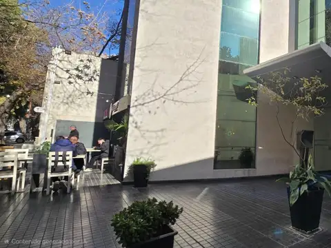 Oficina en Edificio Zod