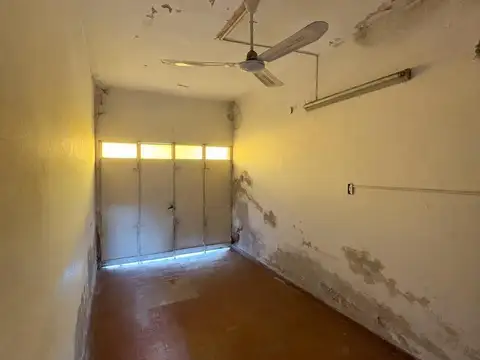 Casa con excelente ubicación en Barrio Alberdi