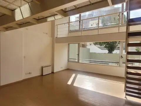 Delgado 300, Piso 1