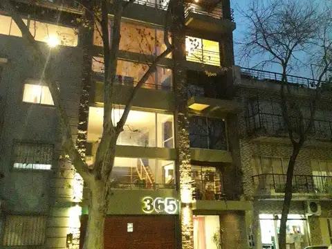 Departamento en Alquiler con 1 cocheras
