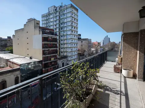 Depto 4 amb en venta Caballito c/balcón al frente