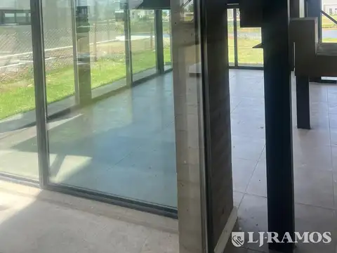 Casa 7 ambientes con 3 baños