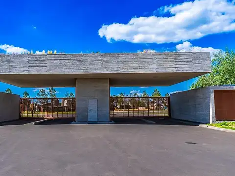 Venta - Lote 111 de 837m2 - Vida Jardin, Funes