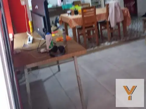 Casa a refaccionar en venta - 2 Dormitorios 2 Baños - 200Mts2 - Guernica