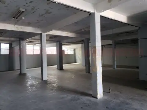 EXCELENTE GALPÓN EN VENTA DE 2600 M2 EN BALVANERA