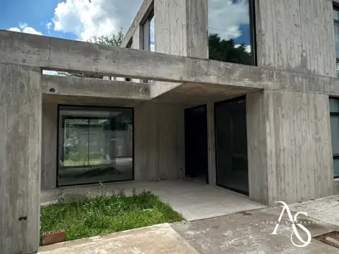Casa en Venta en Bella Vista, USD 350.000