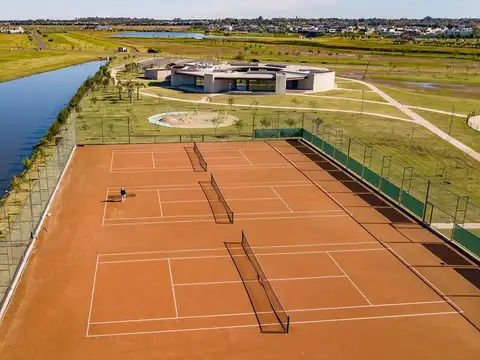 Terreno en Venta en Funes, USD 130.000