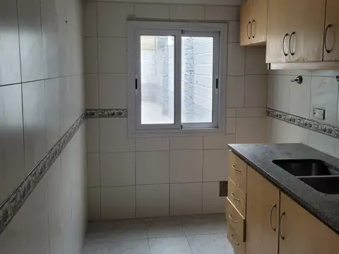 Depto Tipo Casa en Alquiler en Villa Lugano, $ 850.000