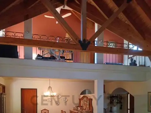 Amplia y hermosa casa en B° Huerto del Sol, La Puntilla