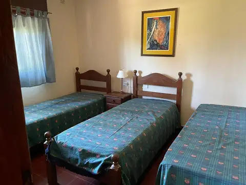Casa 3 ambientes con 2 baños