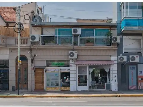Ph 2 Locales y 2 Deptos. en BLOCK totalmente FINANCIADO.