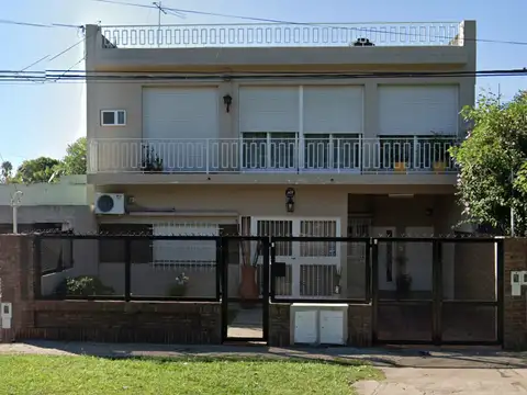 Alquiler | Casa | 2 Dormitorios | Planta alta | Rosario | Fisherton